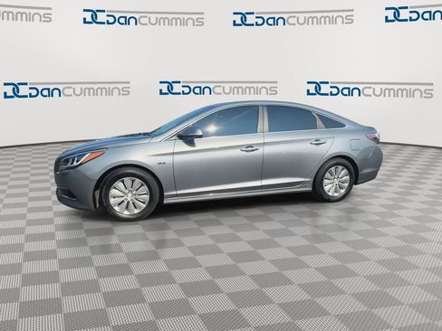 Used 2017 Hyundai Sonata SE FWD image 5