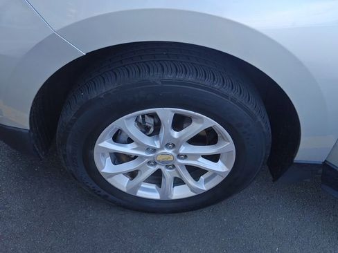 Used 2021 Chevrolet Equinox LT image 13