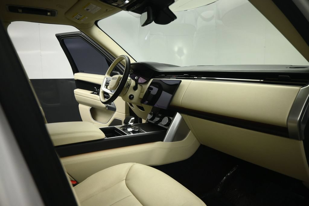 Used 2023 Land Rover Range Rover Long Wheelbase Autobiography AWD/4WD image 53