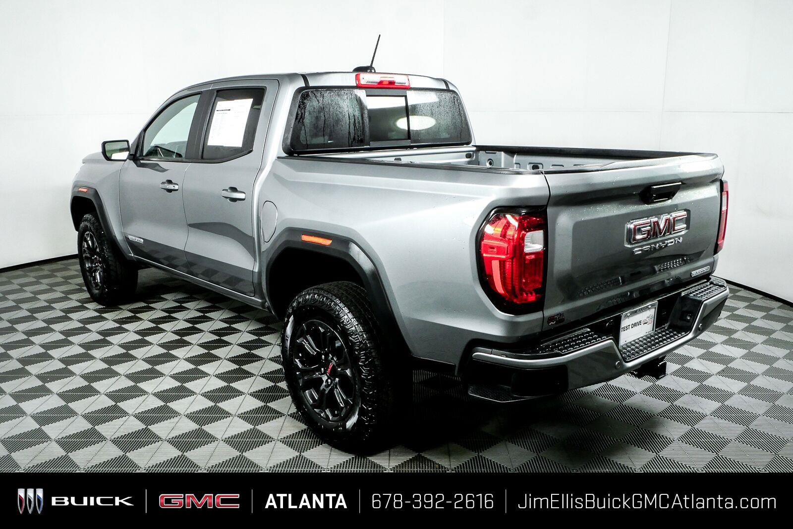 Used 2025 GMC Canyon Elevation w/ Convenience Package RWD image 28