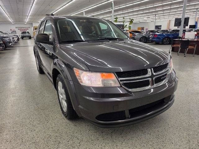 Used 2020 Dodge Journey SE FWD image 4
