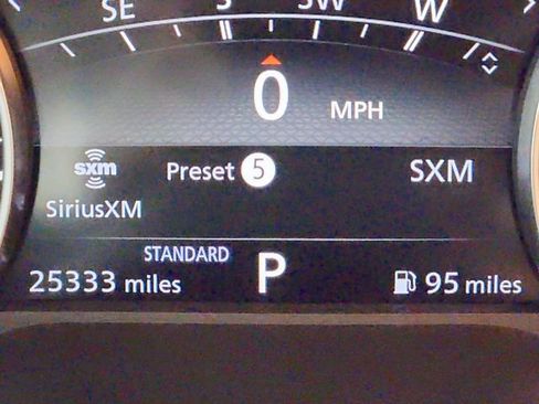 Used 2025 Nissan Pathfinder SL w/ SL Premium Package FWD image 23