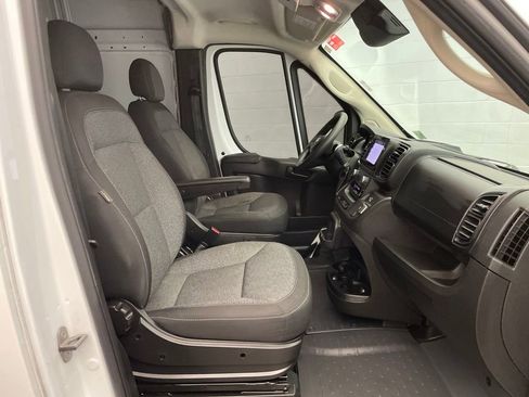 Used 2023 RAM ProMaster 3500 w/ Driver Convenience Group FWD image 18