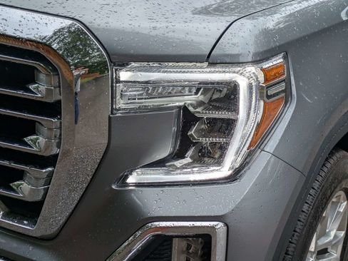 Used 2021 GMC Sierra 1500 SLT w/ SLT Premium Package AWD/4WD image 10