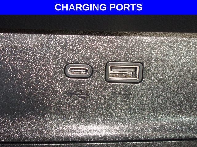Used 2026 Chevrolet Equinox ACTIV w/ Convenience Package III AWD/4WD image 9
