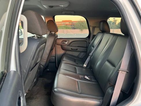 Used 2011 Chevrolet Tahoe LS image 12