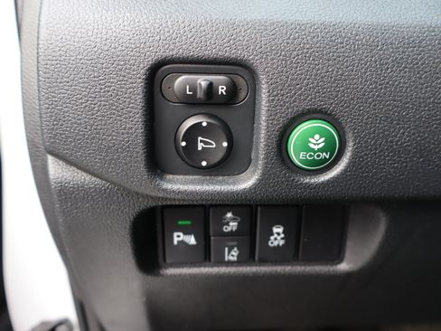Used 2020 Honda Pilot Touring image 21