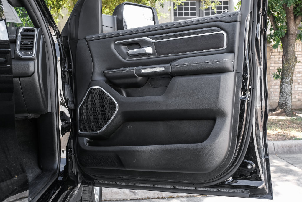 Used 2023 RAM 1500 Laramie AWD/4WD image 62