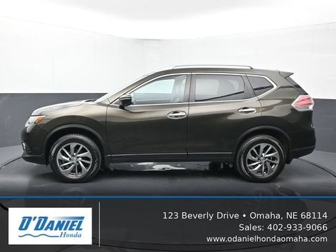 Used 2015 Nissan Rogue SL AWD/4WD image 2