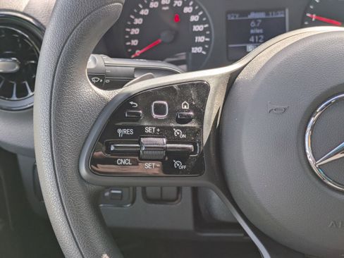 Used 2023 Mercedes-Benz Sprinter 3500 image 17