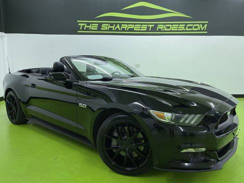 Used 2017 Ford Mustang GT Premium image 1