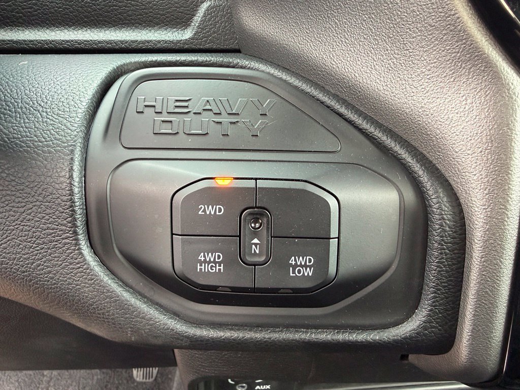 Used 2026 RAM 2500 Big Horn AWD/4WD image 9
