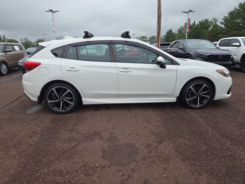 Used 2021 Subaru Impreza 2.0i Sport AWD/4WD image 2