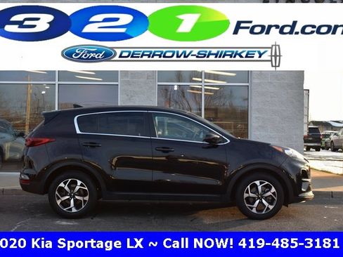 Used 2020 Kia Sportage LX image 3