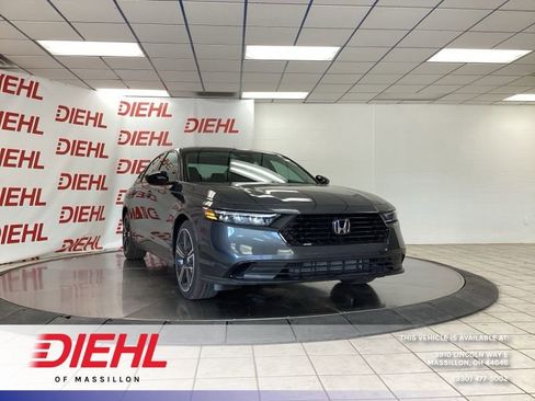 New 2026 Honda Accord SE image 1