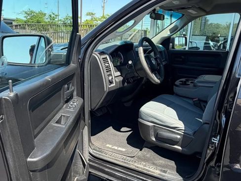 Used 2018 RAM 1500 Express w/ Wheel & Sound Group AWD/4WD image 17