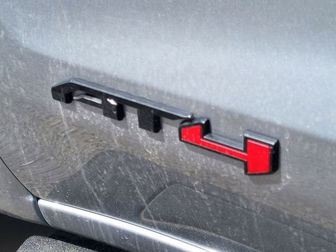 New 2026 GMC Sierra 1500 AT4 w/ AT4 Premium Package AWD/4WD image 8