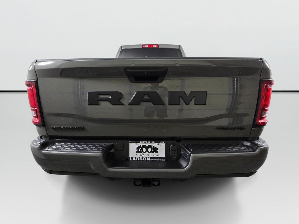 New 2026 RAM 2500 Big Horn AWD/4WD image 6