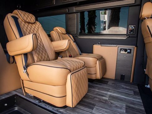 Used 2022 Mercedes-Benz Sprinter 3500 image 53