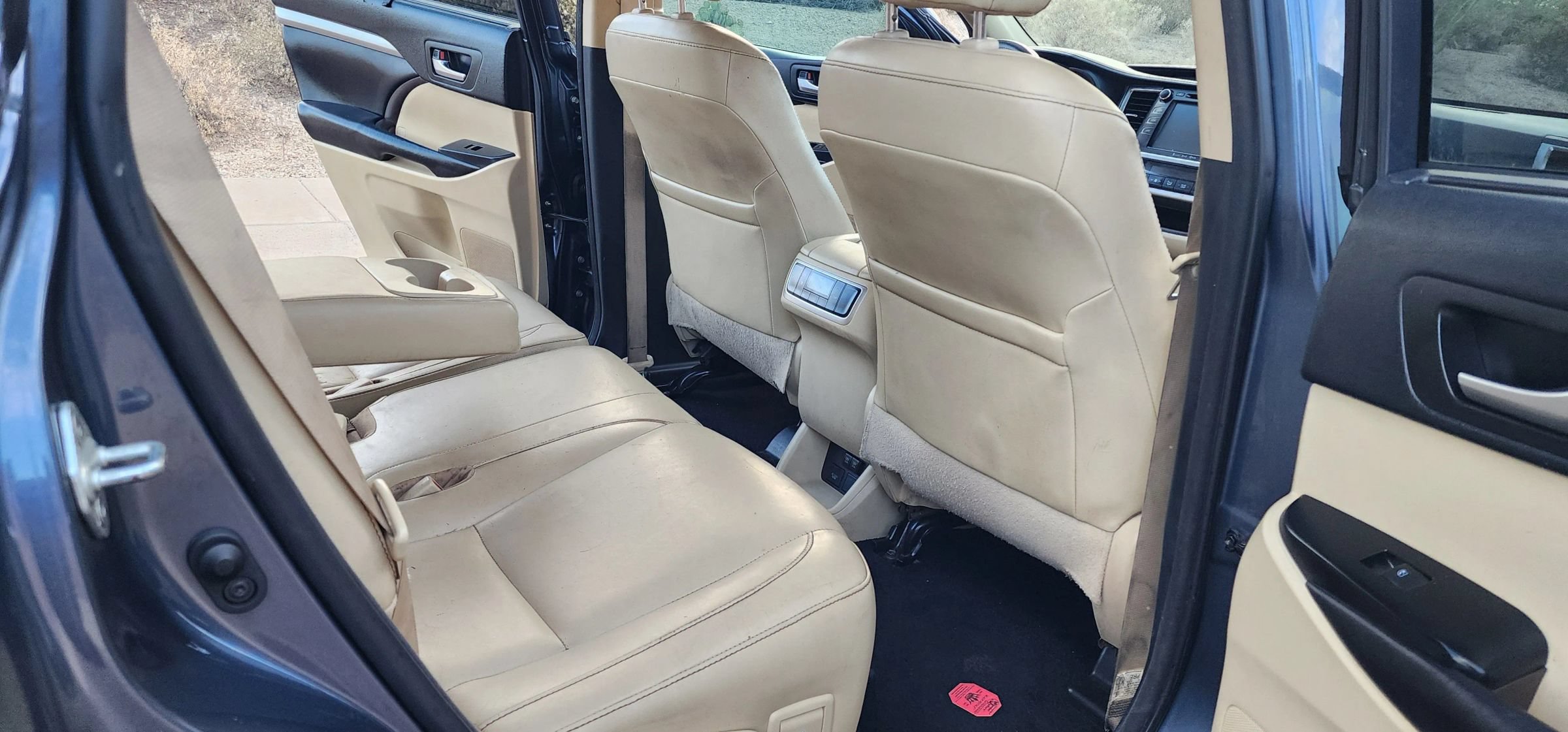 Used 2018 Toyota Highlander XLE AWD/4WD image 20