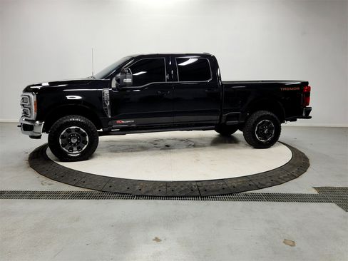 Used 2023 Ford F250 Lariat image 4