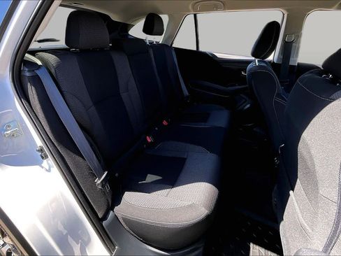 Used 2022 Subaru Outback Premium AWD/4WD image 19