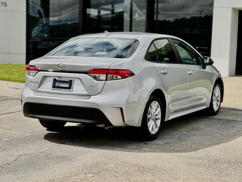 Used 2026 Toyota Corolla LE w/ LE Premium Package FWD image 15