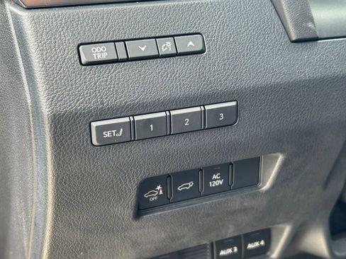 Used 2025 Lexus GX 550 AWD/4WD image 31