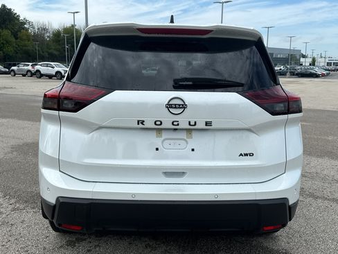 New 2026 Nissan Rogue Dark Armor AWD/4WD image 7