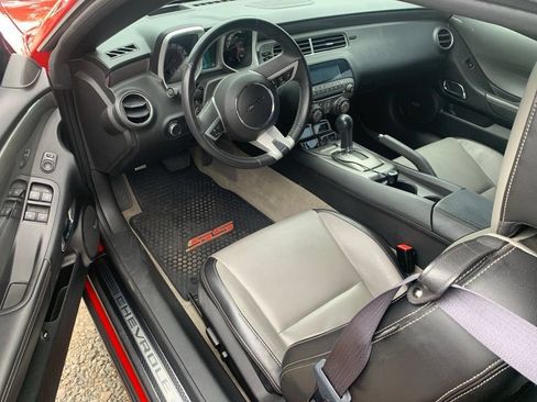 Used 2011 Chevrolet Camaro SS w/ RS Package RWD image 15