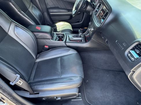 Used 2022 Dodge Charger SXT w/ Plus Group RWD image 15