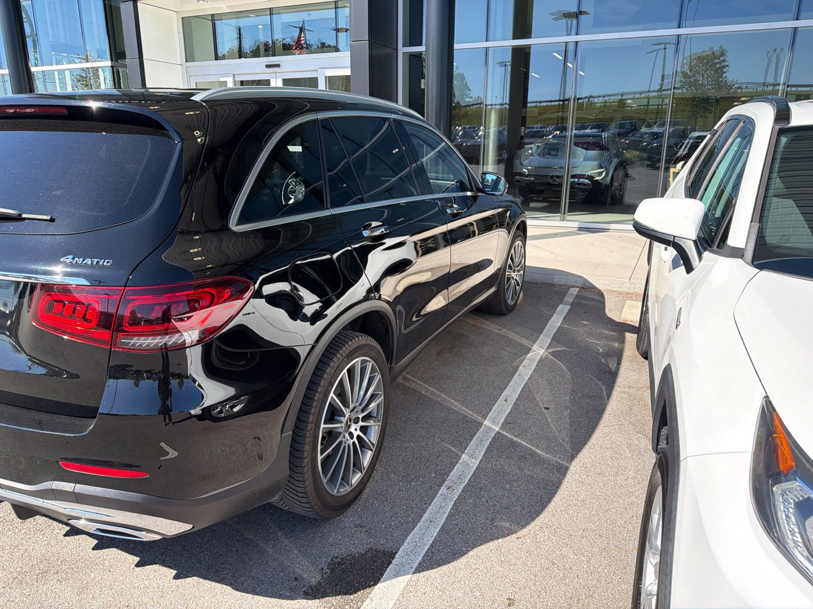 Used 2020 Mercedes-Benz GLC 300 4MATIC image 6