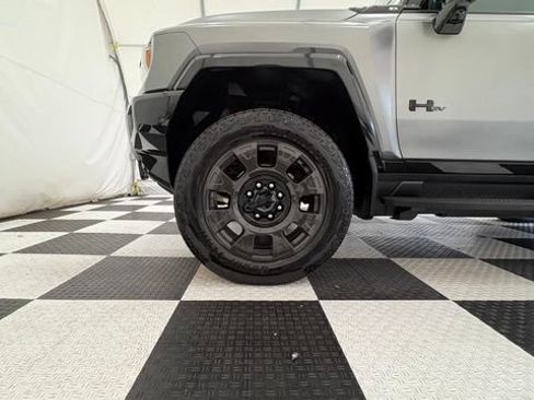 Used 2026 GMC Hummer EV 3X w/ Carbon Fiber Edition Package AWD/4WD image 13