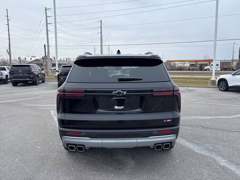 Used 2025 Chevrolet Traverse Z71 w/ Driver Confidence Package image 6