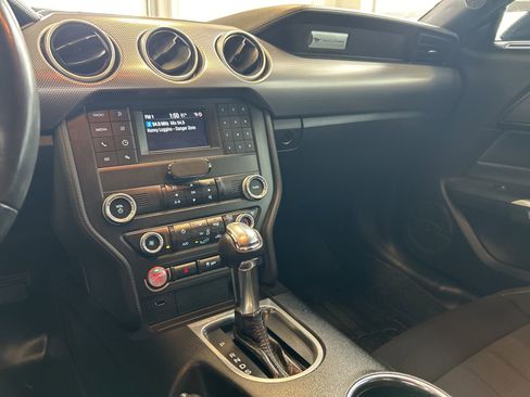 Used 2019 Ford Mustang GT image 21