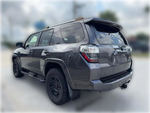 Used 2022 Toyota 4Runner SR5 Premium w/ Moonroof Package image 5