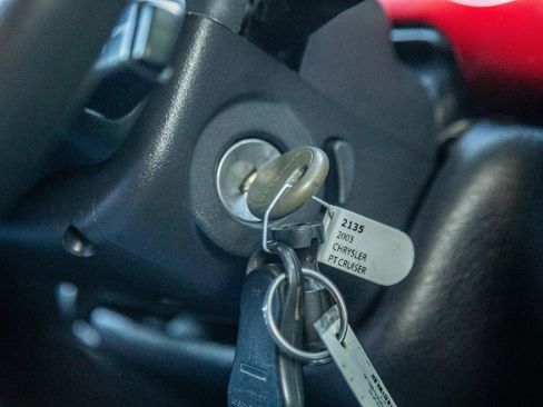 Used 2003 Chrysler PT Cruiser Limited image 32