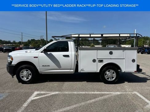 Used 2022 RAM 2500 Tradesman RWD image 2