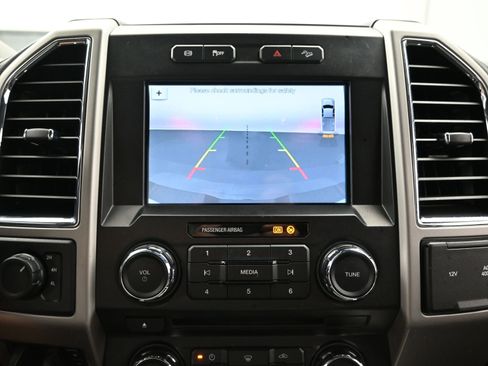 Used 2018 Ford F250 Lariat w/ Lariat Ultimate Package image 30