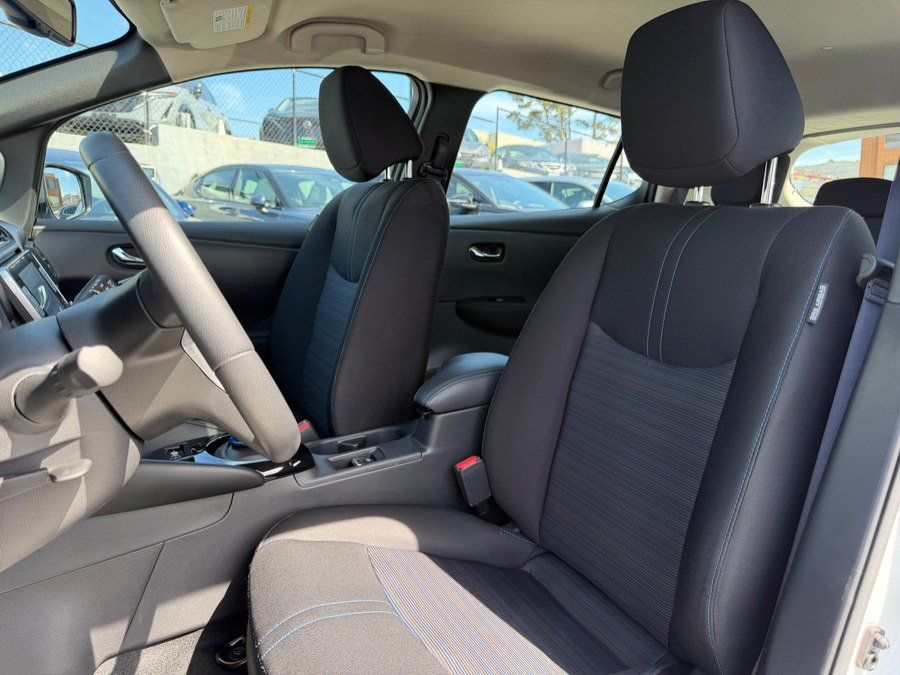 Used 2024 Nissan Leaf SV Plus FWD image 17
