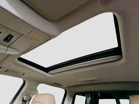 Used 2017 GMC Sierra 1500 Denali w/ Denali Ultimate Package image 14