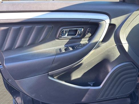 Used 2013 Ford Taurus SEL image 15