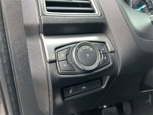 Certified 2018 Ford Explorer XLT w/ Equipment Group 202A image 13