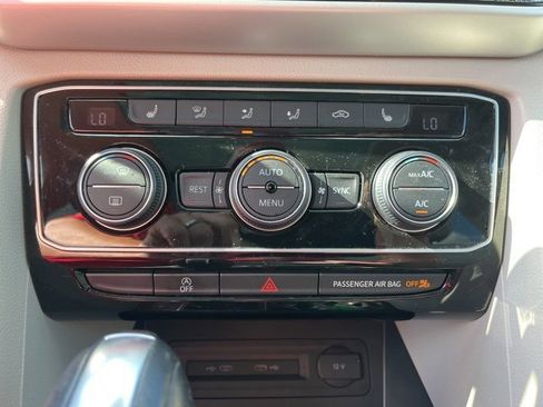 Used 2021 Volkswagen Atlas SEL w/ MDO Package (Bench Seat) image 24