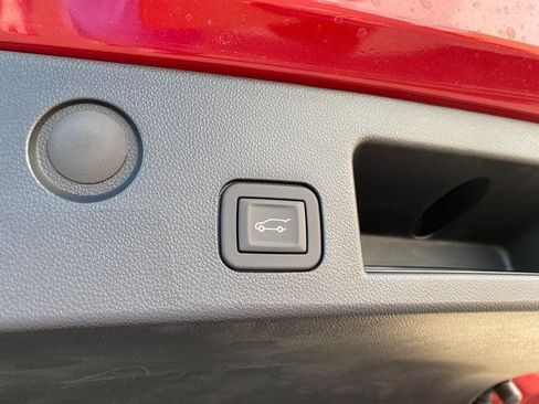 New 2026 GMC Terrain AT4 w/ Convenience Package III image 11