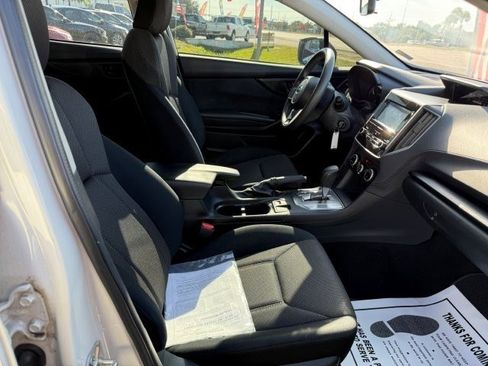 Used 2022 Subaru Crosstrek 2.0i image 11