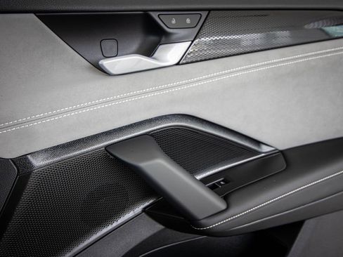 New 2026 Volkswagen Tiguan SE R-Line FWD image 22
