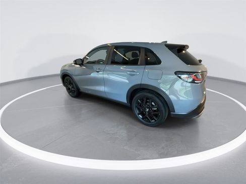 Used 2024 Honda HR-V Sport image 5