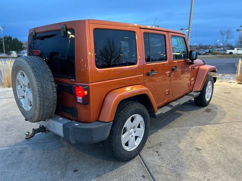 Used 2011 Jeep Wrangler Unlimited Sahara w/ Dual Top Group image 8