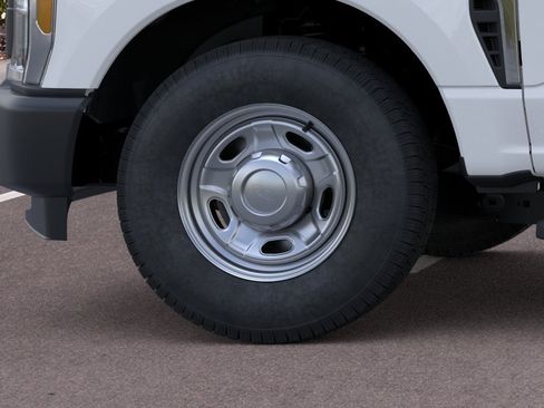 New 2026 Ford F250 XL RWD image 19